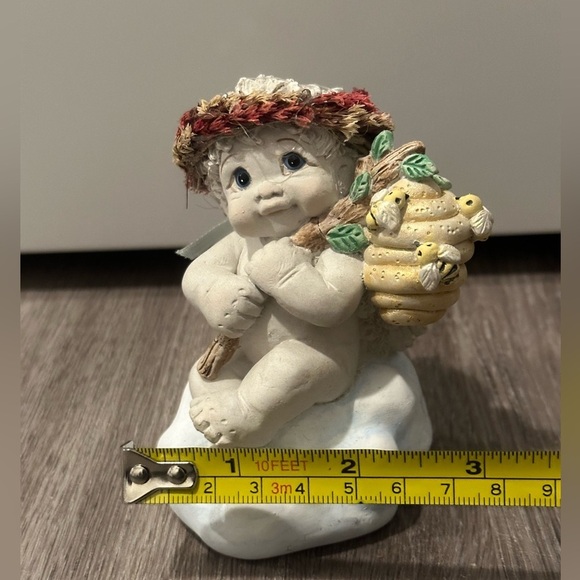 Dreamsicles Collectible Figurine “Bee My Honey” - Picture 5 of 5